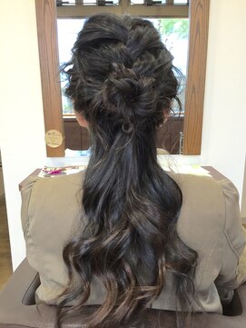 ニコサロン(Nico Salon) 編み込みダウンアップスタイル