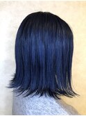 デニムカラー×切りっぱなしボブ