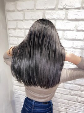 アリエッタ アザブ(ARIETTA AZABU) 【オオタキマサシ】外国人風　バレイヤージュカラー　グレージュ