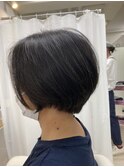 ショートボブ