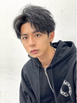 アーリー(Ali'i) ソフトツイストパーマ爽やかアップバングショートサイドパート