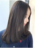 セミロングの王道レイヤースタイル◎