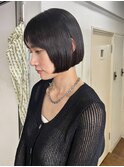 パツンとラインの黒髪ストレートボブ/コンパクトボブ/ボブカット