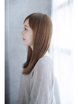 シュシュット(chouchoute) ワンレンボブルフ小顔ネビージュブリーチ縮毛矯正黒髪質改善/098