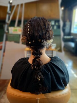 クレップスヘアーヒマワリ(CRE'PS HAIR HIMAWARI) 編みおろし