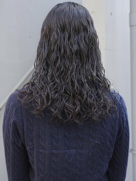 ヤド 原宿(YADO) ミディアムパーマ/ロングパーマ/ブリーチパーマ