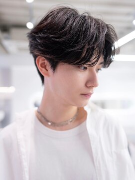 ケアリー 練馬(Carelly) デザインカラー/レイヤーカット/ウェットヘア/オリーブベージュ