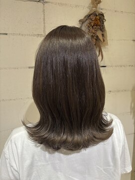 サロン ド ソーホー 蕨(Salon de SOHO) ◎透明感!グレージュ◎【中川 史菜】