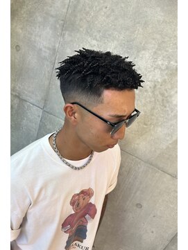 ハニートラップ(HONEY TRAP!) アフロ針金パーマ