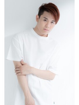 ティファ 二子玉川(Tiffa) ワイルドツーブロック刈り上げサイドパートショート