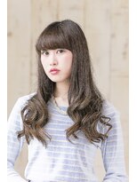 ロアー ヘアー マックイーン 流山おおたかの森店(RAWR hair McQueen) 落ち着いた印象の上品カール