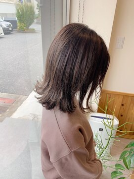 エモシオンヘアー(Emocio'n hair) 外ハネ　グレージュカラー
