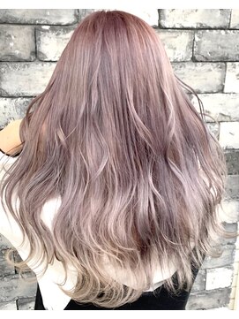 ラヴィエール(LAVIERE by R-EVOLUT) 透け感たっぷり、ツヤ髪シアミルクティー☆ 店長 柿本翔一朗