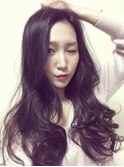 巻き髪で大人キレイ