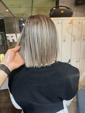 ラフ(LAFF) #黒髪#ボブルフ#ネビージュ#小顔#ワンレン