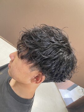 ムク バニラ モカ ラテ(MUKU vanilla/moca/ratte) マッシュ＋波巻きパーマ