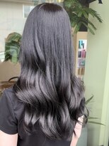 シェルハ(SHELHA)&nbsp;ブリーチなしシルバーアッシュ グレーシルバー レイヤーカット