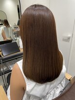 アッカ(ACCA by e.m.a)&nbsp;［ACCA］佐野/大人髪質改善ストレート