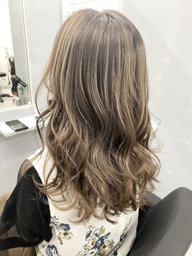 アオアクア バイ グルグル 小岩店(ao akua by GULGUL) ハイライトバレイヤージュカラー×グレージュ