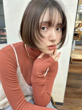 リコバイアフロート(riko by afloat) ボブ/フェイスレイヤー/シルキーベージュ/ミニボブ/レイヤーボブ