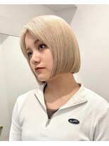 ラフ 立川(Laff)&nbsp;前下がりボブ切りっぱなしボブショートボブミルクティーアッシュ