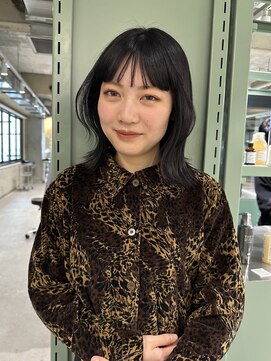 リム(LIM) 甘すぎないロブスタイル