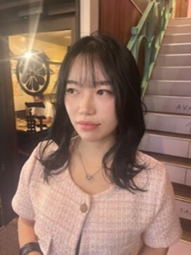 アヴァンス 天王寺店(AVANCE.) オリーブブラック×透明感