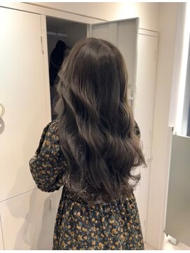 ジーナ 船橋(Zina) 髪質改善＊ロングレイヤーグレーベージュ＊美髪【Zina船橋】