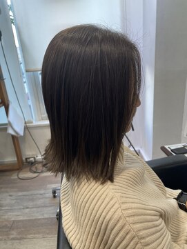 ハーツ(Heart's) 白髪ぼかし/イメチェンヘアスタイル/前髪カタログ/ショートボブ