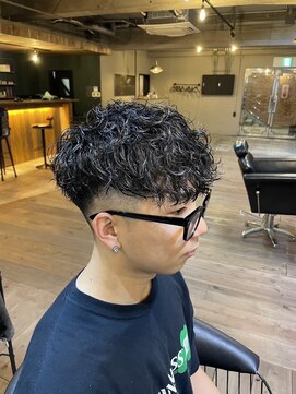 シリー 浦添店(SILLY) 沖縄フェザーメンズパーマ