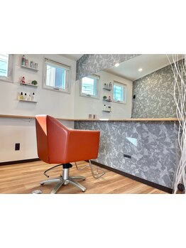 家族で通える地域密着型サロン【NoeL】落ち着いた店内でリラックスして施術を受けられるのが魅力♪