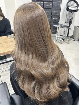 キラ 渋谷(KILLA) ★ココアベージュ/オリーブグレー/小顔/黒髪/クラゲヘアー/原宿