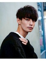 メンズサロンAlo 渋谷 #メンズカット#メンズパーマ#眉毛#ブリーチ#縮毛矯正#MEN'S特化&nbsp;ニュアンスパーマ/センターパート/波巻きツイストスパイラル渋谷