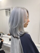 フリーダムガーデン 岡山駅前店(freedom garden)&nbsp;10代20代派手髪ワンポイントエンドカラー/ホワイト&ブラック