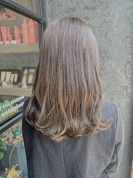 ココモ(KOKOMO) 透けるオリーブグレージュ♪