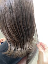 インビテーション(invitation) 裾カラー×ラベンダーグレージュ