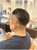 メンズアシンメトリー刈り上げツーブロックヘア