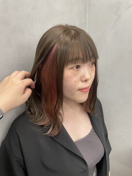 ファイブバイジエクト 堀江(FIVE by The Ect) インナーカラー　イヤリングカラー　ピンクインナー