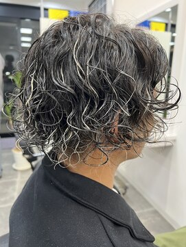 ユウピヘア(youpi hair) パーマ×刈り上げ