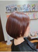 フェミニンボブ