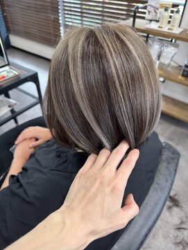 トッカ(tocca) 脱白髪染めハイライト