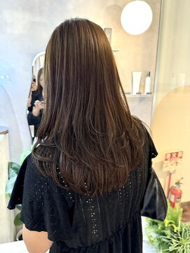 ジーナ 天神(Zina) 韓国ヘア/レイヤーカット/顔周りカット/ザクザクレイヤー