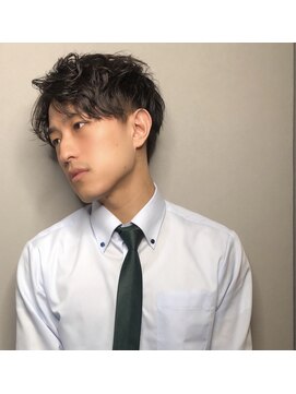 リバレッジ 広尾(Leverage) メンズ爽やかパーマスタイル