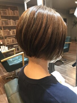 ヘアーデザイン ディードット(Hair design D.) ミニボブ