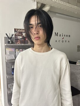 メゾンアクア 表参道(Maison ACQUA) =メンズボブ/スパイキーショート/ブルーブラック／MEN’S HAIR