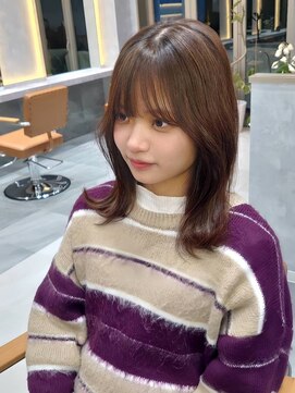 アフロート 武蔵小杉(AFLOAT) 韓国風/艶カラー/外ハネミディアム/タンバルモリ/20代/30代/40代