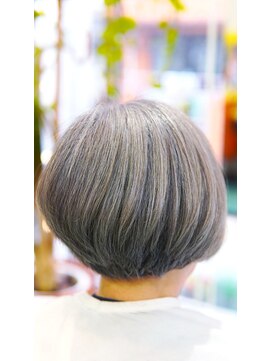 ネス(NESS) 【脱白髪染】グレイヘア(白髪)のファッションカラー5