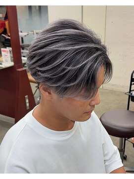 リップス 吉祥寺店 (LIPPS) ホワイトシルバーアッシュバレイヤージュセンターパート