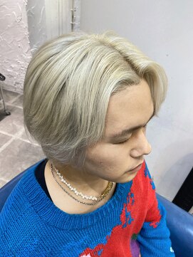 くすみホワイト