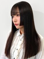 ルネラトーキョー(RUNERA TOKYO)&nbsp;顔周りカットロングカット姫カットロングレイヤーぱっつん前髪